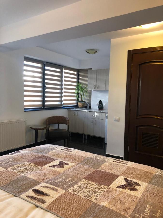 Studio Bucureşti Ngoại thất bức ảnh